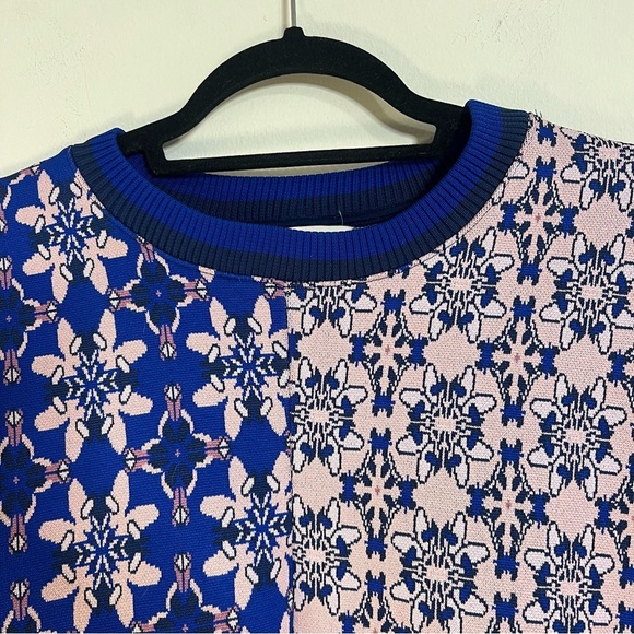 H&M Blue and White Asymmetrical Boxy - Picture 3 of 6